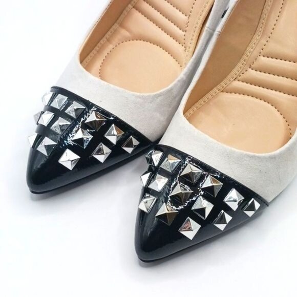 NEW Adrienne Vittadini Nena White/Black/Silver Studded Colorblock 3.5" Heels 8 - Picture 3 of 10